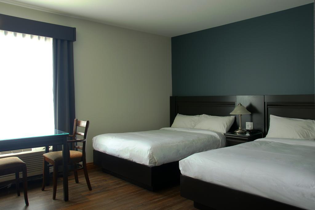 Hotel Le Montagnais Saguenay Zewnętrze zdjęcie