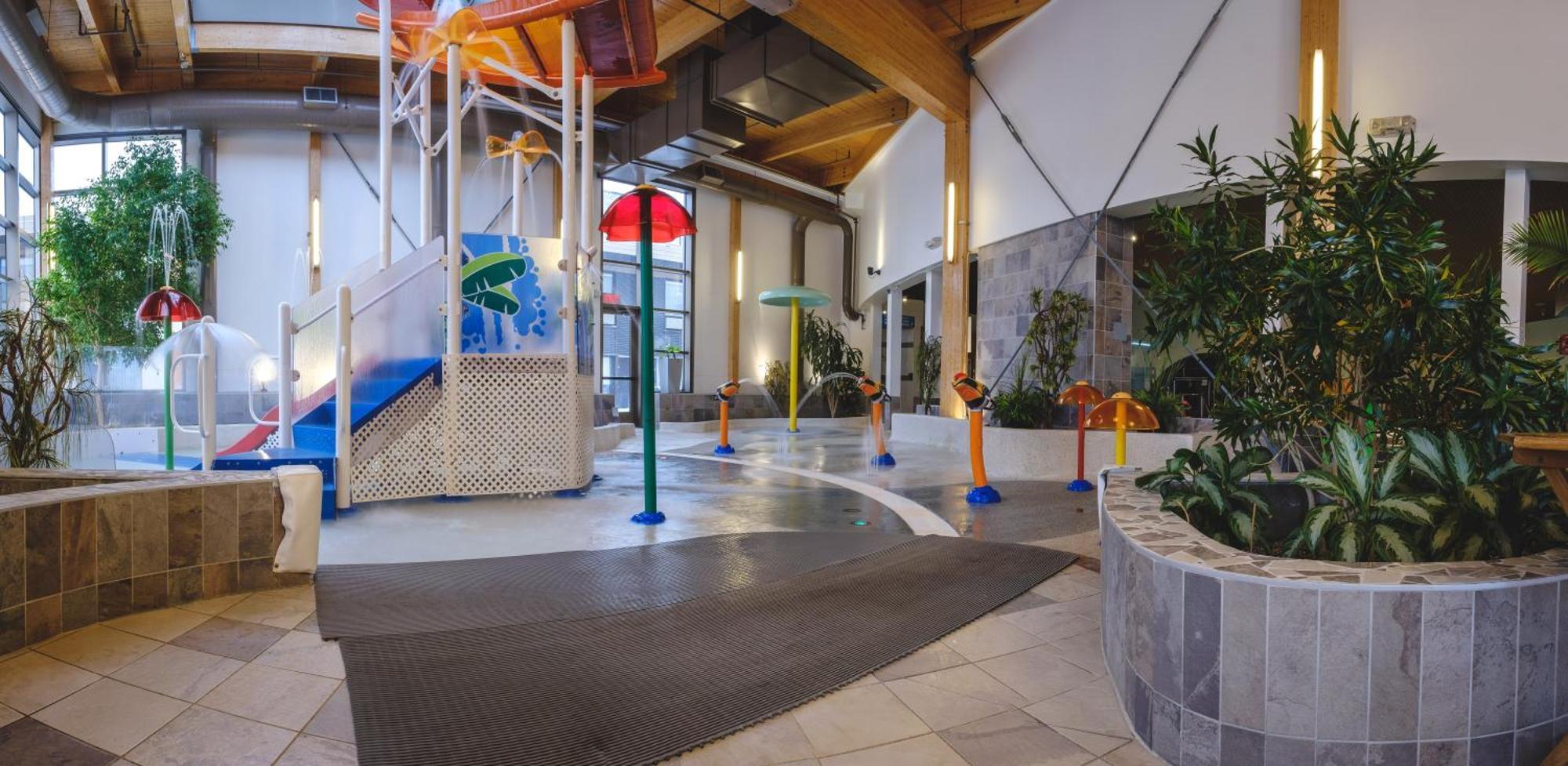 Hotel Le Montagnais Saguenay Zewnętrze zdjęcie