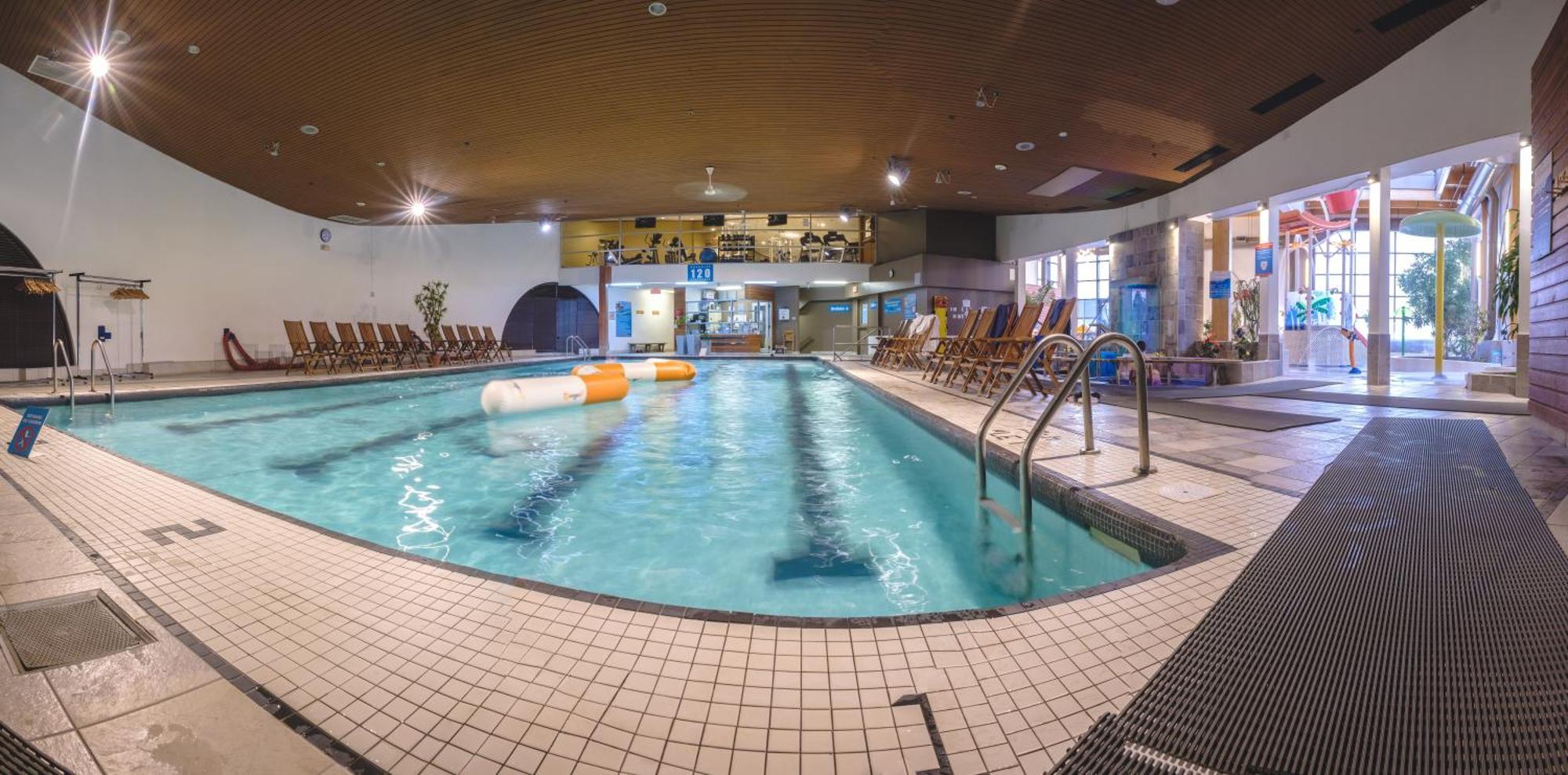 Hotel Le Montagnais Saguenay Zewnętrze zdjęcie