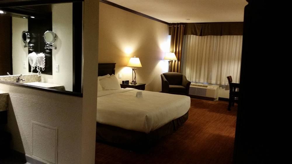 Hotel Le Montagnais Saguenay Zewnętrze zdjęcie