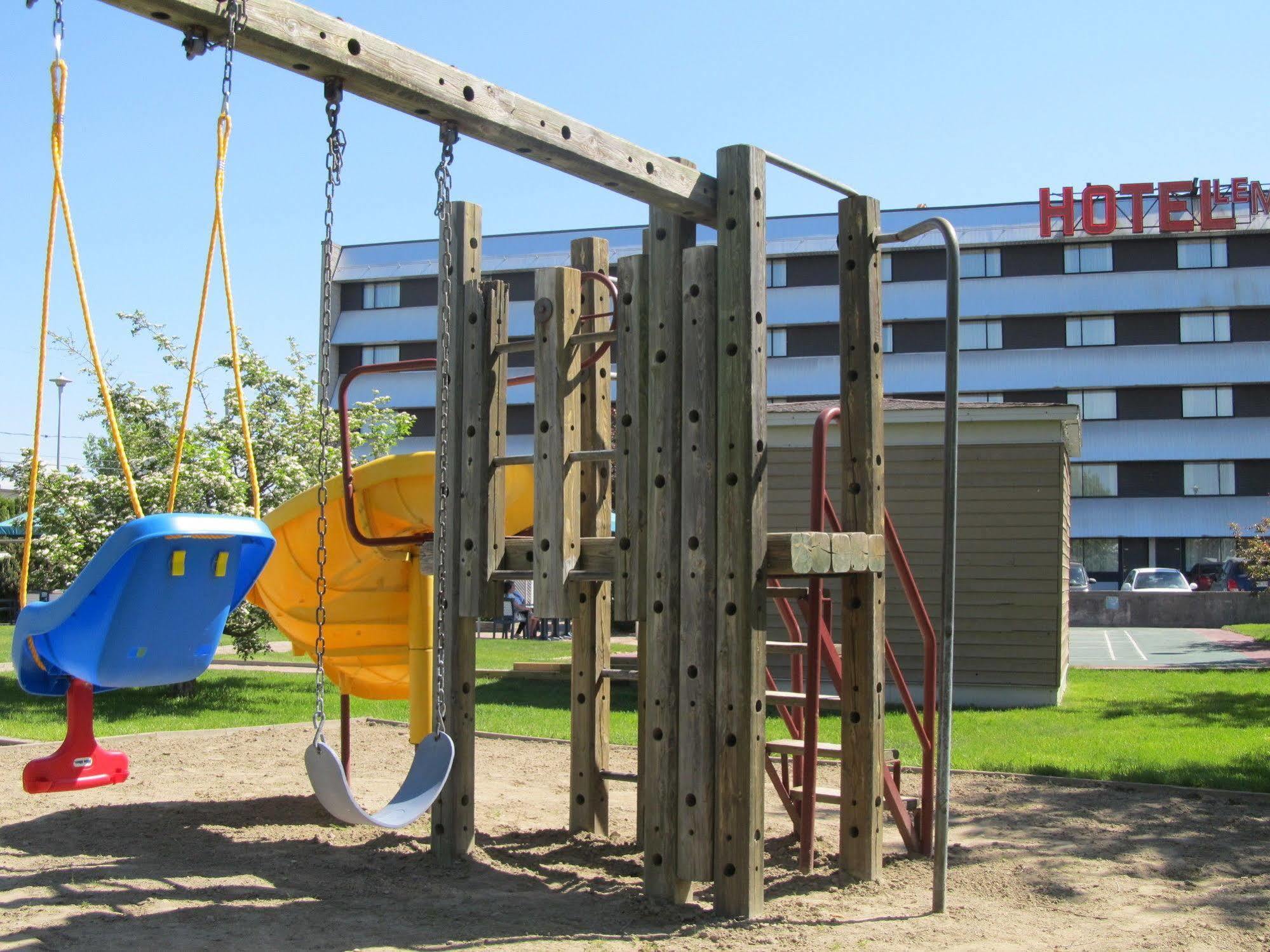 Hotel Le Montagnais Saguenay Zewnętrze zdjęcie