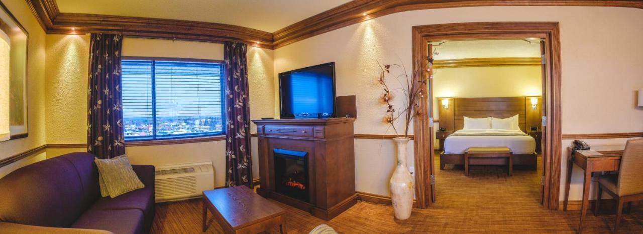 Hotel Le Montagnais Saguenay Zewnętrze zdjęcie
