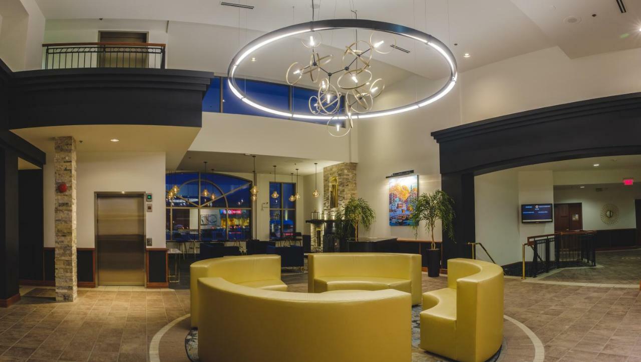 Hotel Le Montagnais Saguenay Zewnętrze zdjęcie